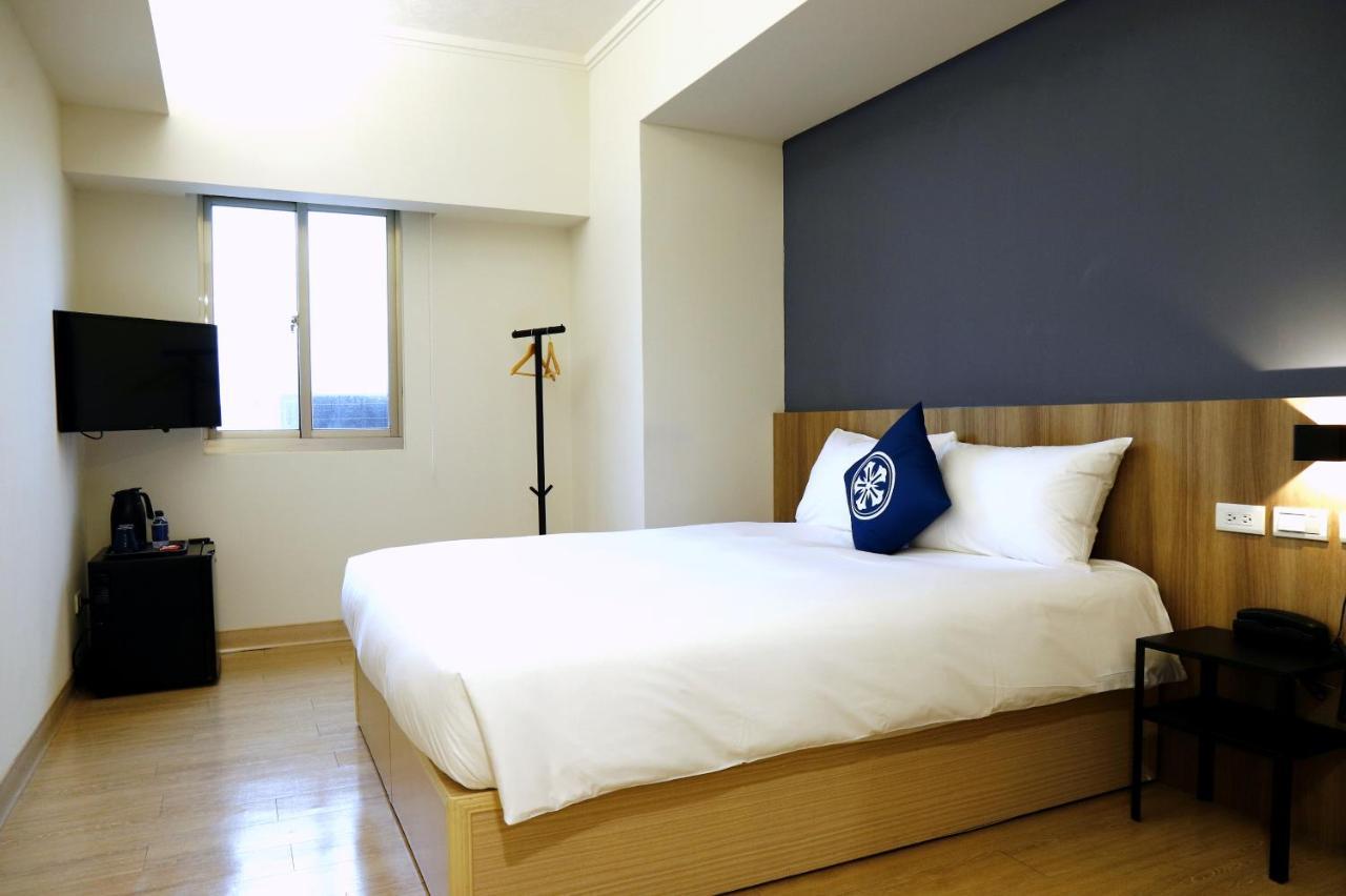Holo Hotel تاينان المظهر الخارجي الصورة