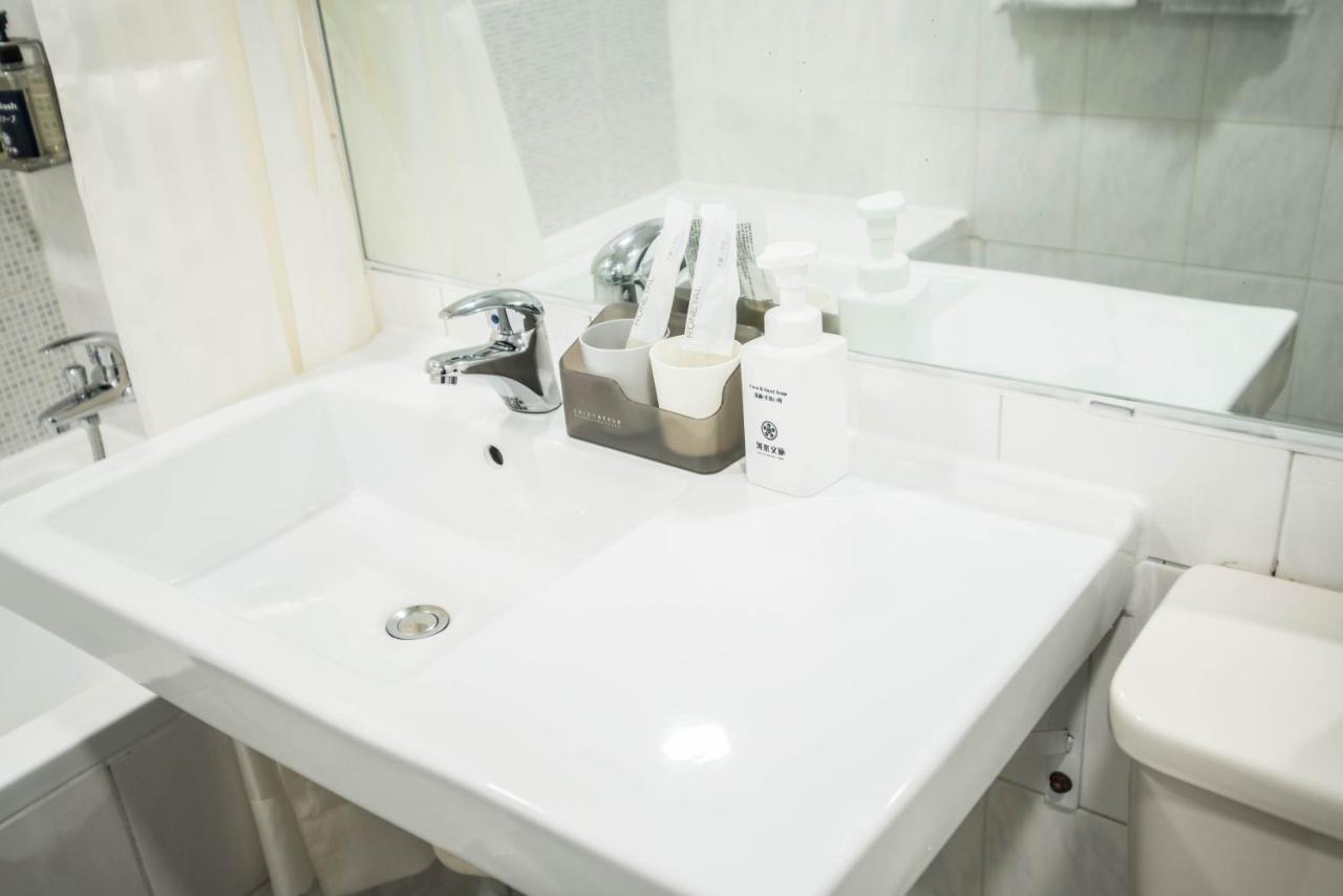 Holo Hotel تاينان المظهر الخارجي الصورة